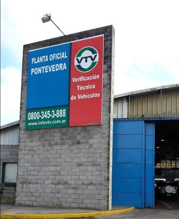 Cartel externo 2 Planta VTV Pontevedra Merlo
