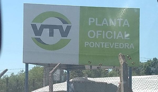 Cartel externo Planta VTV Pontevedra Merlo