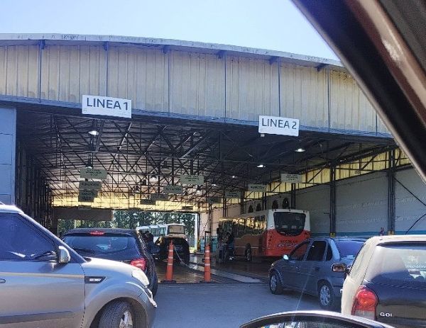 Fila ingreso Planta VTV Pontevedra Merlo